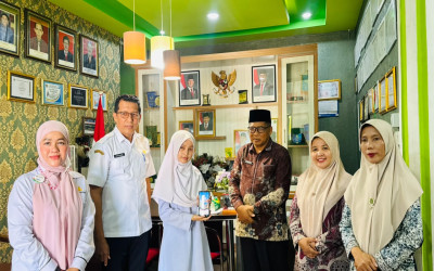 Disdukcapil Pessel Gelar Perekaman KTP-el Jemput Bola di MAN 2 Pesisir Selatan